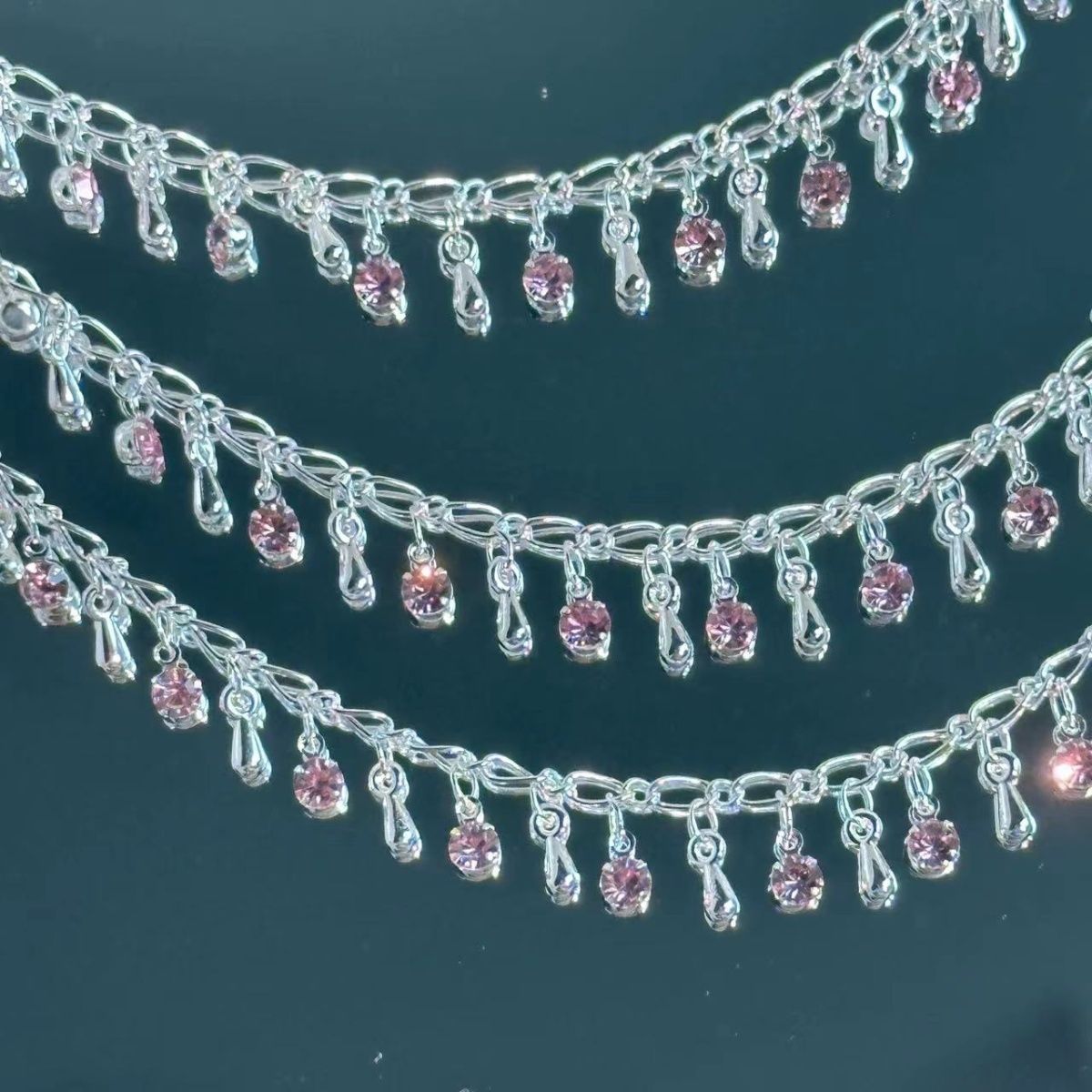 Exquisite Rhinestone Teardrop  - Ethnic Fashion Accessories บทวิจารณ์และราคา