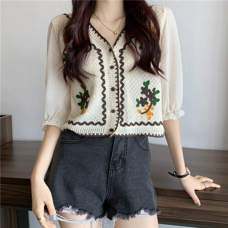 Korean Style Embroidered Desig - Ethnic Clothing & Online Fashion Store Khaadi Pk บทวิจารณ์และราคา
